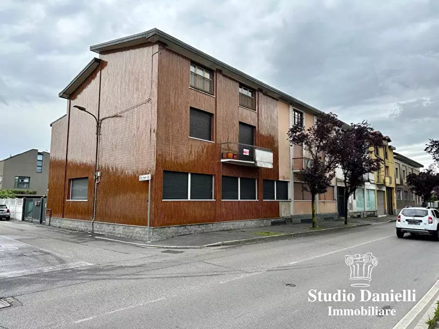 Immagine 3 di Appartamento in vendita  80 a Cesano Maderno