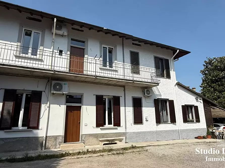 Immagine 3 di Appartamento in vendita  29 a Carate Brianza