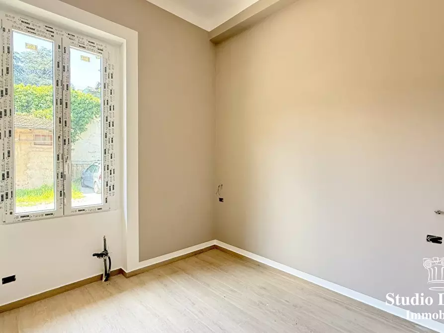 Immagine 9 di Appartamento in vendita  29 a Carate Brianza