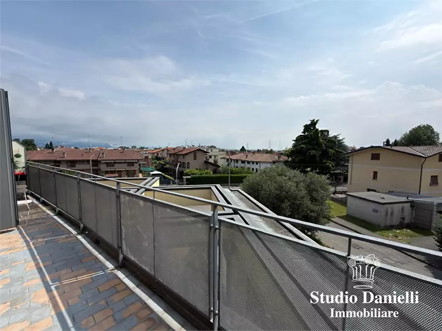Immagine 10 di Appartamento in vendita  39 a Mariano Comense