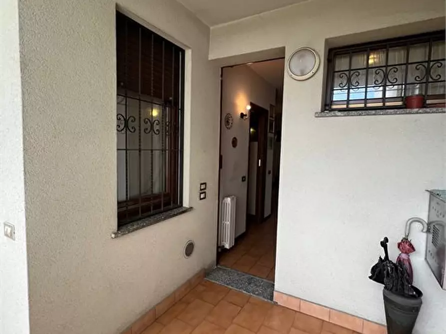 Immagine 5 di Appartamento in vendita  21 a Carate Brianza