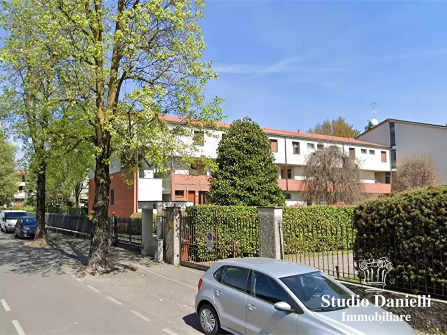 Immagine 3 di Appartamento in vendita  21 a Carate Brianza