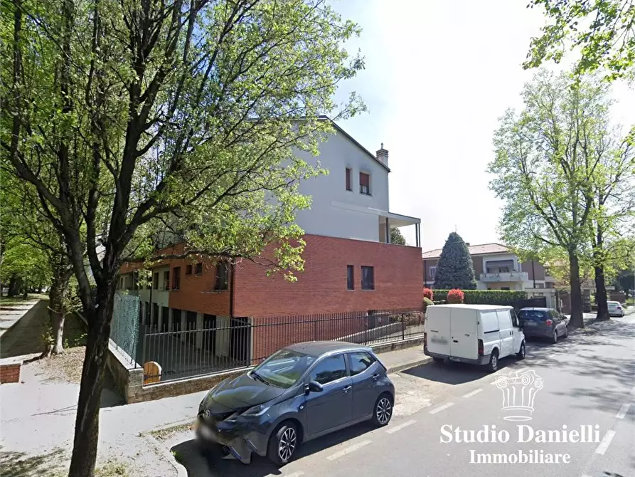 Immagine 2 di Appartamento in vendita  21 a Carate Brianza