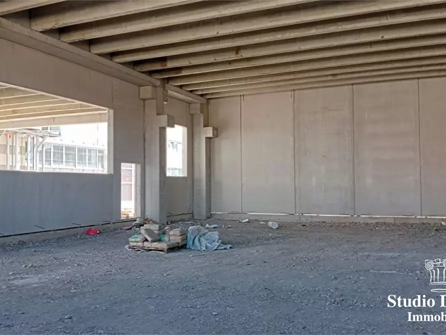 Immagine 10 di Capannone industriale in vendita  6 a Giussano