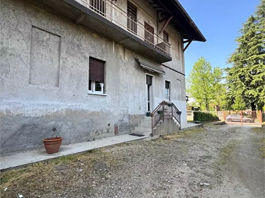 Immagine 10 di Casa indipendente in vendita  8 a Carate Brianza