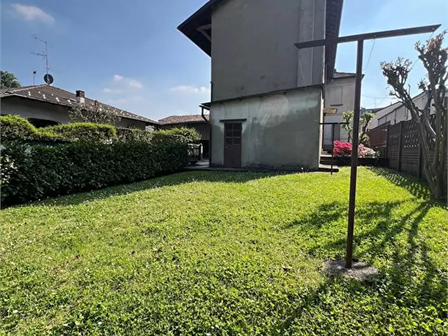 Immagine 6 di Casa indipendente in vendita  8 a Carate Brianza