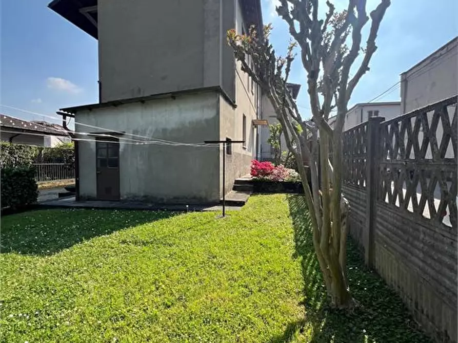 Immagine 7 di Casa indipendente in vendita  8 a Carate Brianza