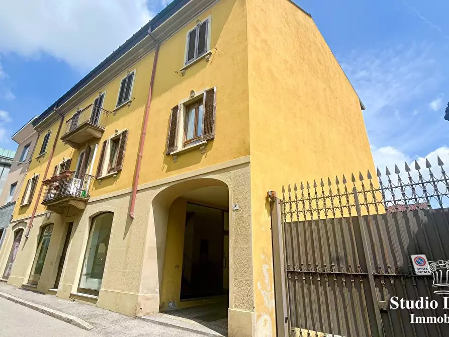 Immagine 7 di Ufficio in vendita  5 a Carate Brianza