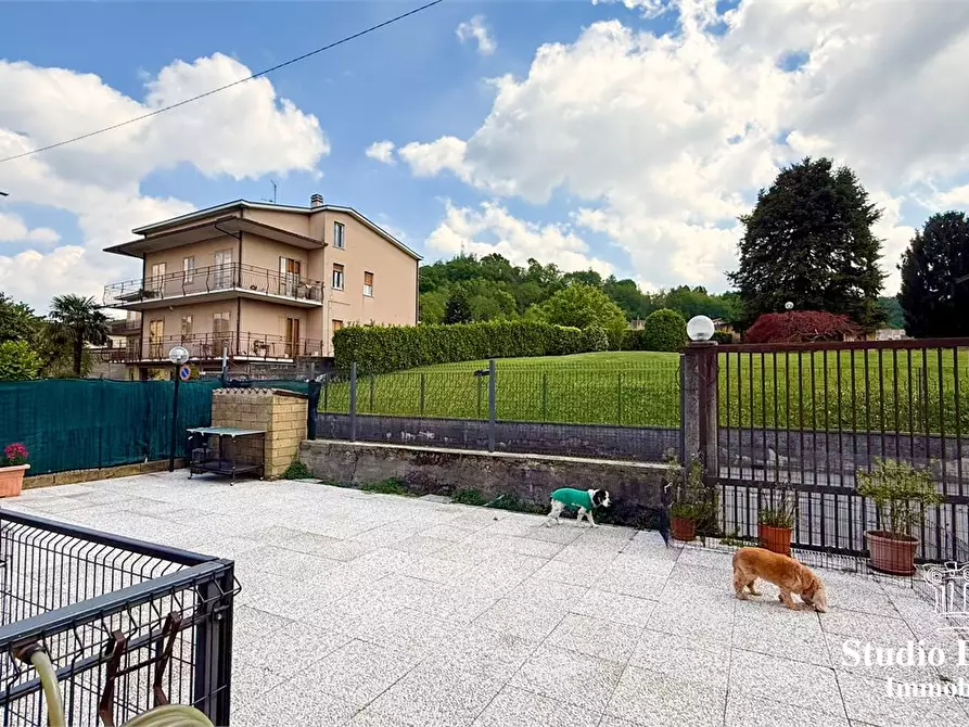 Immagine 8 di Villa in vendita  42 a Sirtori