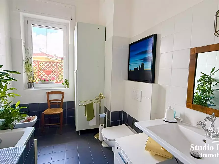 Immagine 7 di Villa in vendita  42 a Sirtori