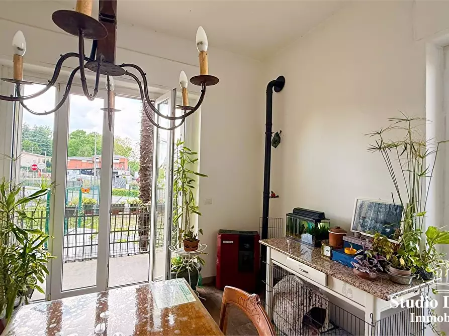 Immagine 10 di Villa in vendita  42 a Sirtori