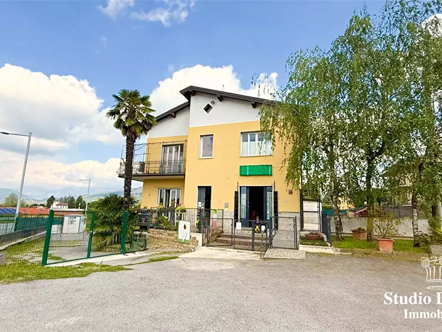 Immagine 1 di Villa in vendita  42 a Sirtori