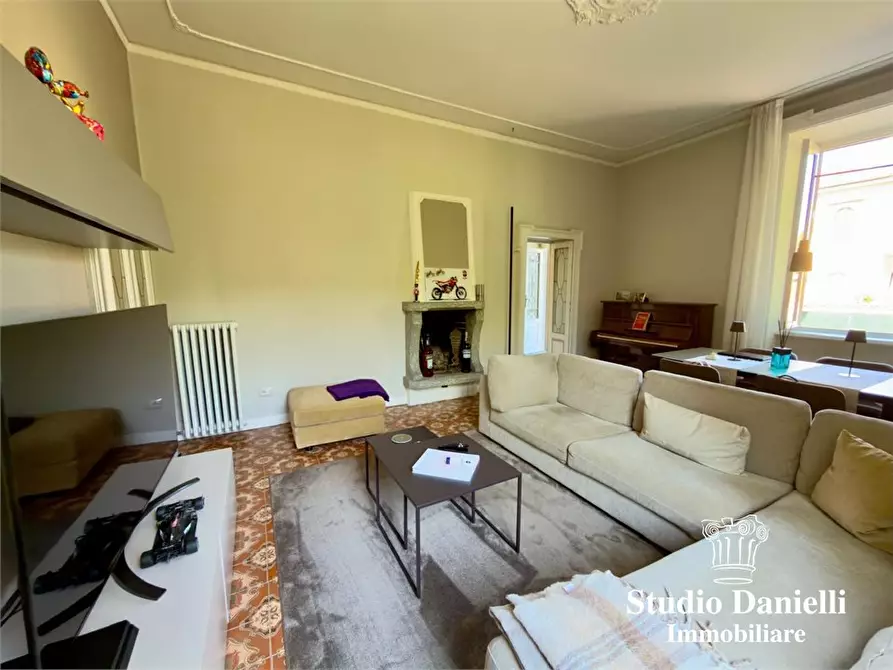 Immagine 6 di Villa in vendita  5 a Carate Brianza