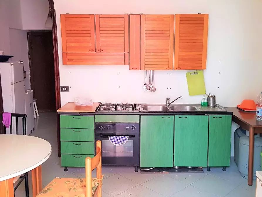 Immagine 10 di Appartamento in vendita  94 a Napoli