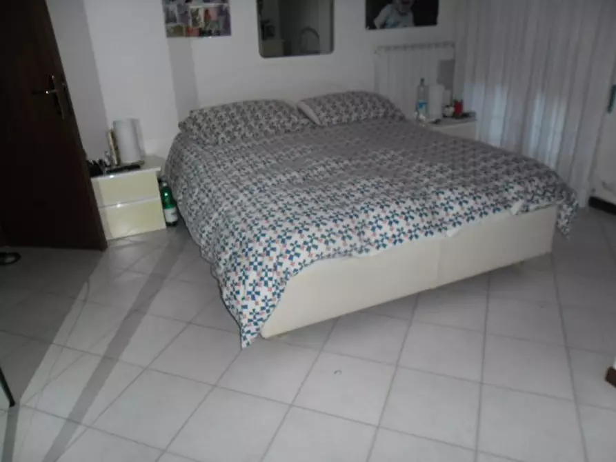 Immagine 5 di Appartamento in vendita  a Carrara