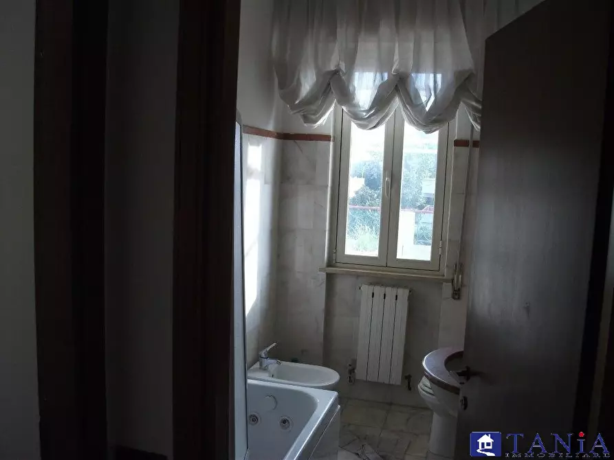 Immagine 6 di Attico in vendita  a Carrara