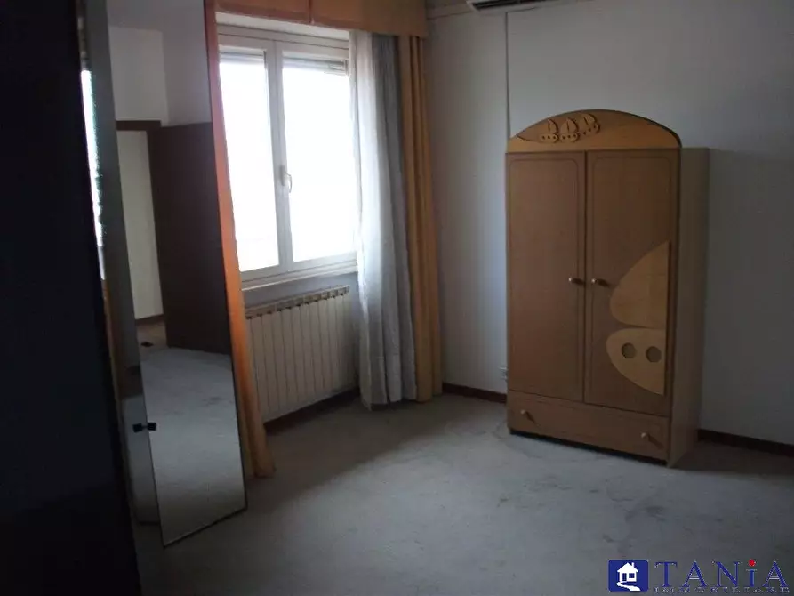 Immagine 8 di Attico in vendita  a Carrara