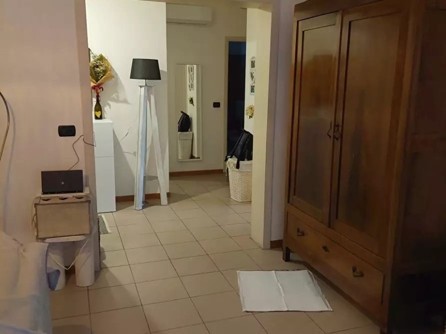 Immagine 5 di Appartamento in affitto  a Parma