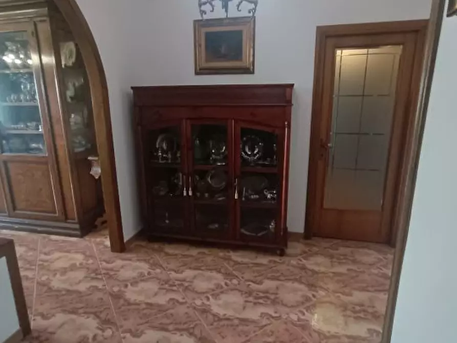 Immagine 10 di Appartamento in vendita  a Livorno