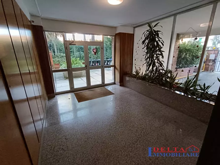 Immagine 6 di Appartamento in vendita  a Livorno