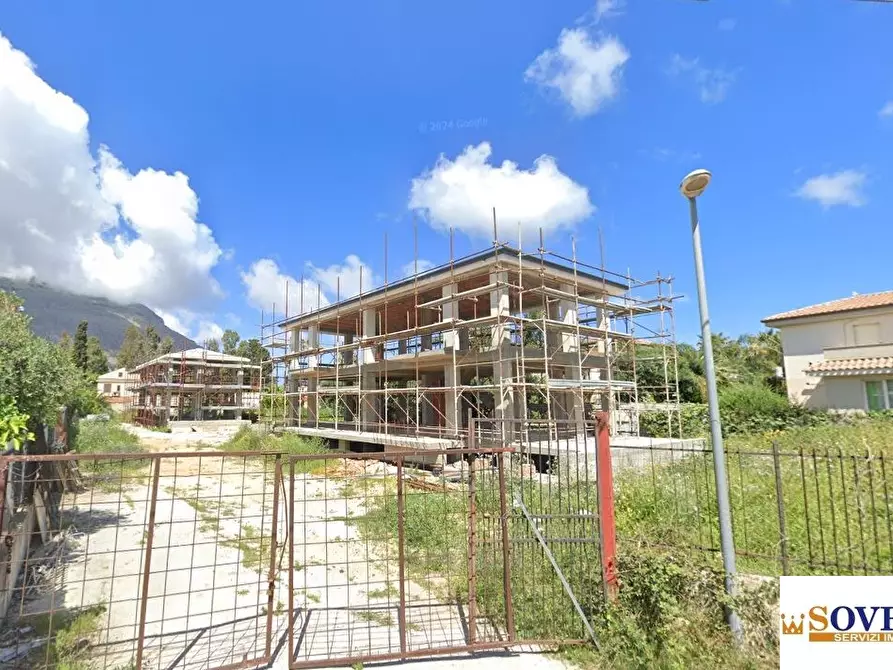 Immagine 1 di Villa in vendita  a Carini