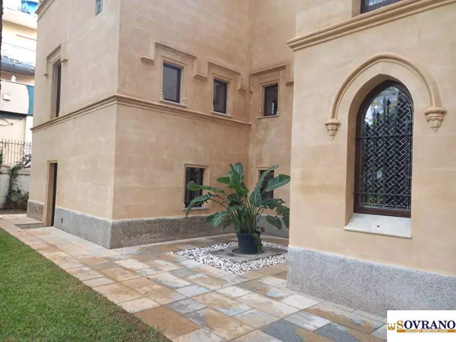 Immagine 7 di Villa in affitto  113 a Palermo