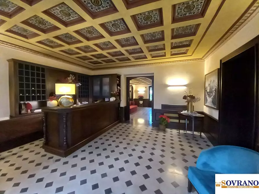 Immagine 9 di Villa in affitto  113 a Palermo