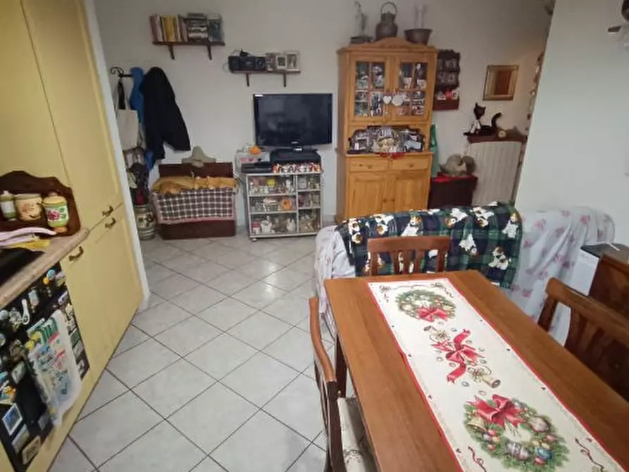 Immagine 3 di Appartamento in vendita  a Rosignano Marittimo