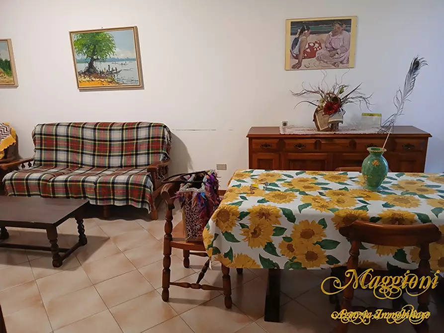 Immagine 6 di Appartamento in vendita  a Castelnovo Ne' Monti