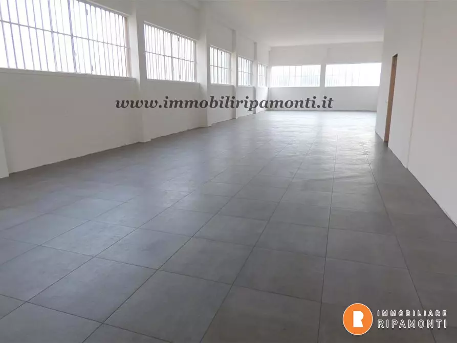 Immagine 2 di Capannone industriale in vendita  a Lecco