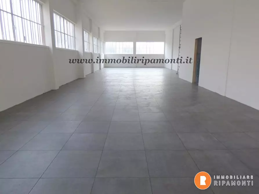 Immagine 4 di Capannone industriale in vendita  a Lecco