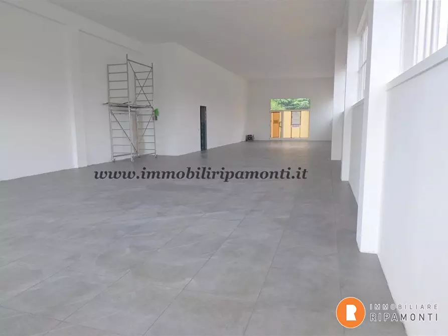 Immagine 8 di Capannone industriale in vendita  a Lecco