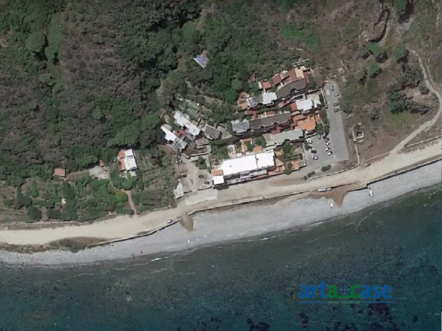 Immagine 1 di Appartamento in vendita  a Messina