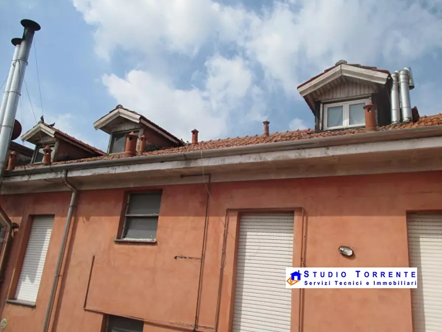 Immagine 9 di Palazzo in vendita  142 a Cormano