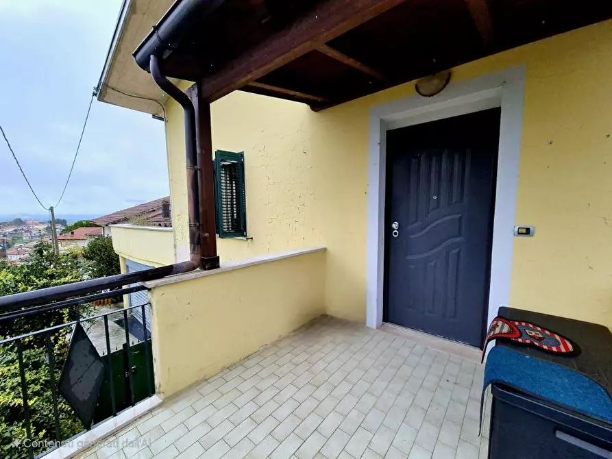 Immagine 3 di Appartamento in vendita  24 a Casalincontrada