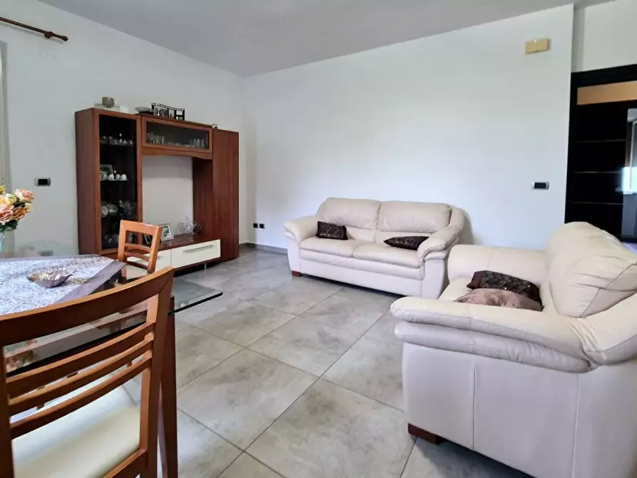 Immagine 7 di Appartamento in vendita  24 a Casalincontrada