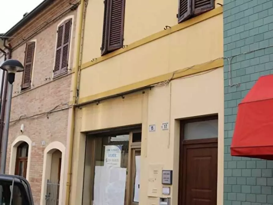 Immagine 5 di Ufficio in vendita  a Morciano Di Romagna