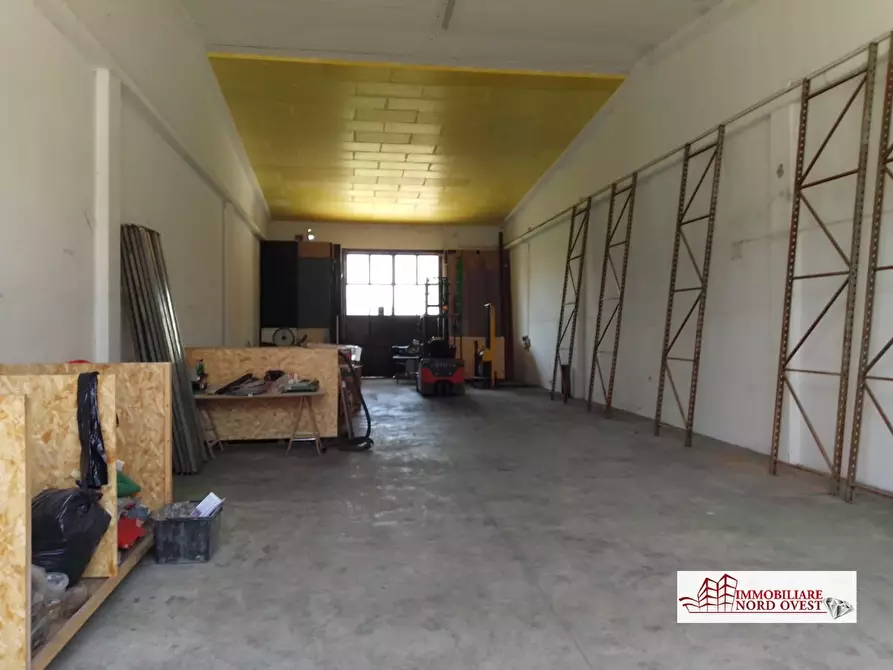 Immagine 1 di Capannone industriale in vendita  a Settimo Milanese