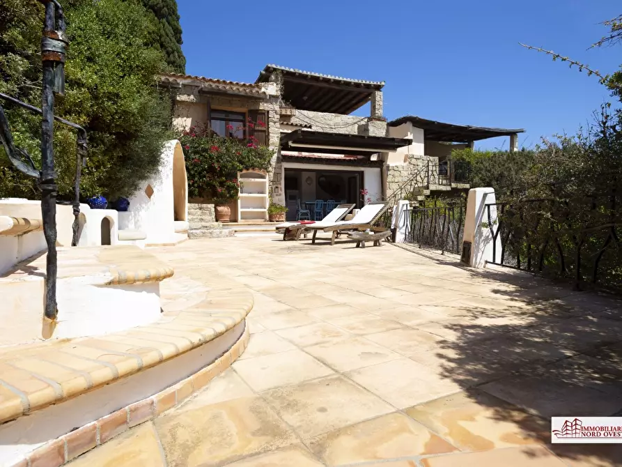 Immagine 3 di Villa in affitto  a Arzachena