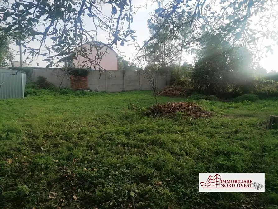 Immagine 6 di Terreno edificabile in vendita  a Pregnana Milanese