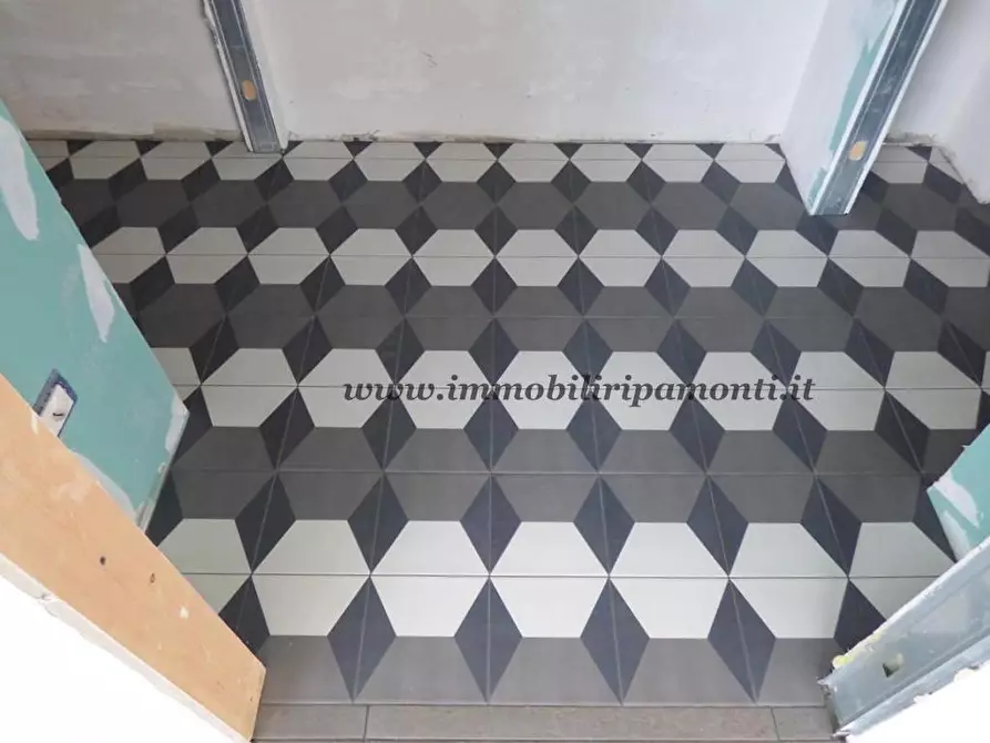 Immagine 7 di Attività artigianale in vendita  26 a Lecco