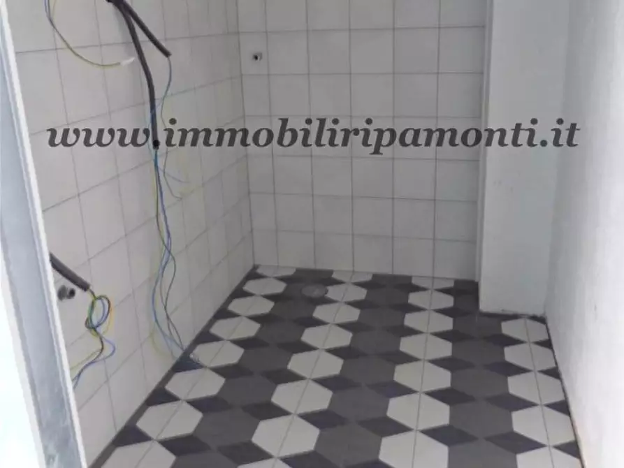 Immagine 8 di Attività artigianale in vendita  26 a Lecco