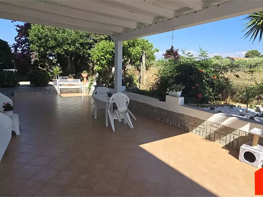 Immagine 3 di Villa in vendita  a Alcamo