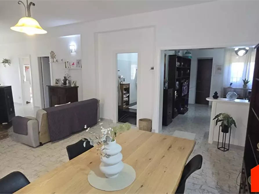 Immagine 8 di Villa in vendita  a Alcamo