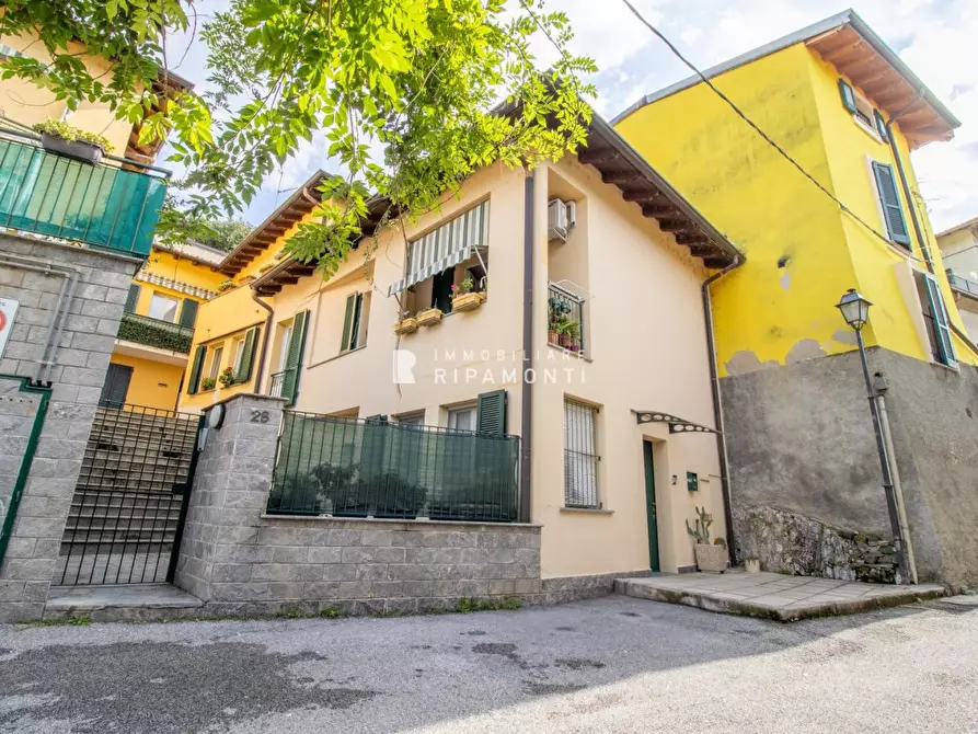 Immagine 5 di Appartamento in vendita  28 a Galbiate