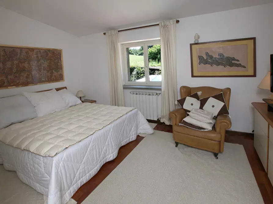 Immagine 4 di Villa in vendita  a Campagnano Di Roma