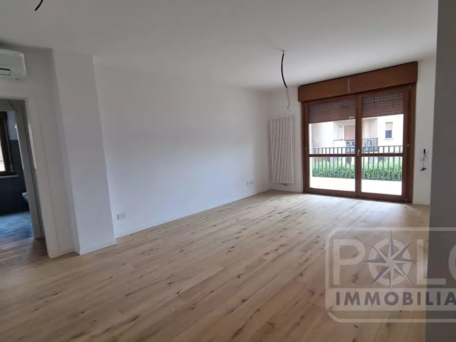 Immagine 5 di Appartamento in vendita  35 a Verona