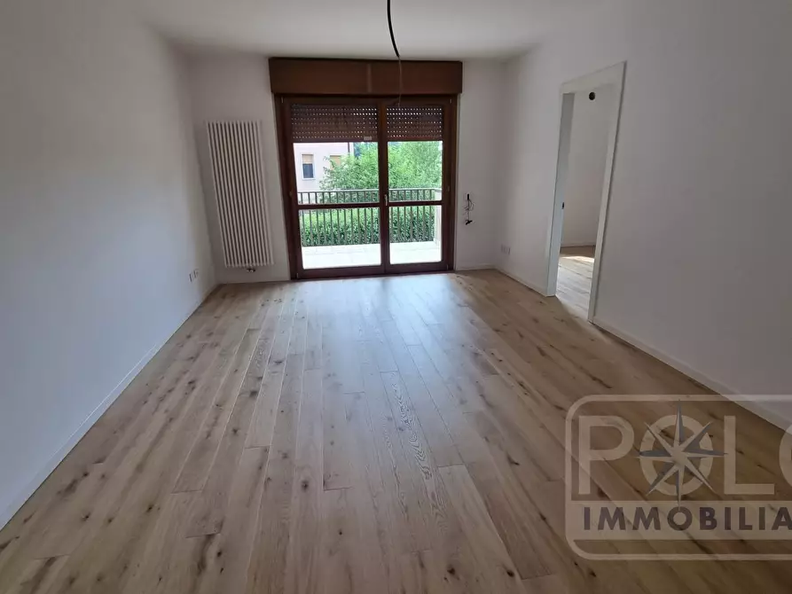 Immagine 6 di Appartamento in vendita  35 a Verona