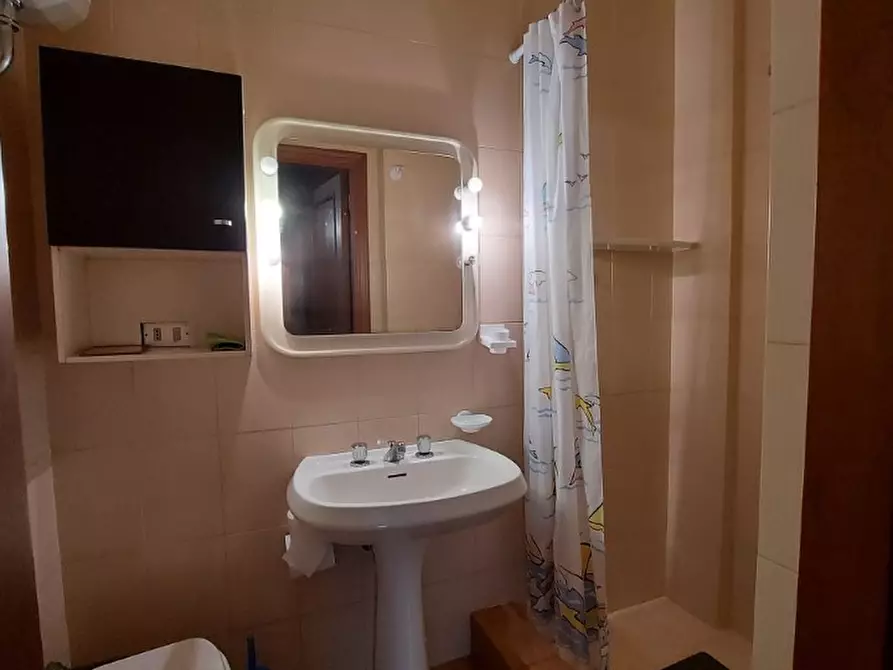 Immagine 10 di Appartamento in vendita  a San Gimignano