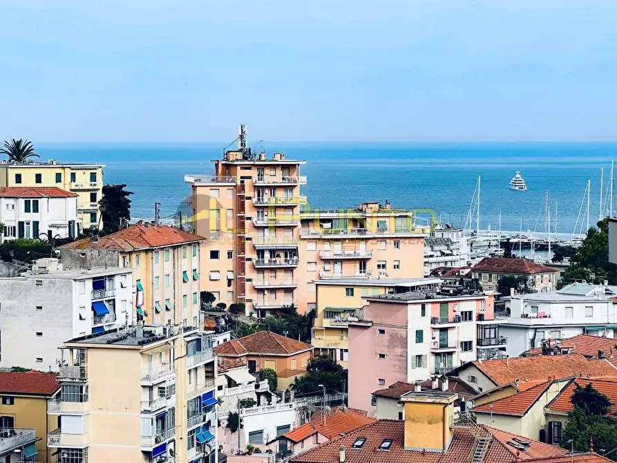 Immagine 10 di Villa in vendita  287 a San Remo